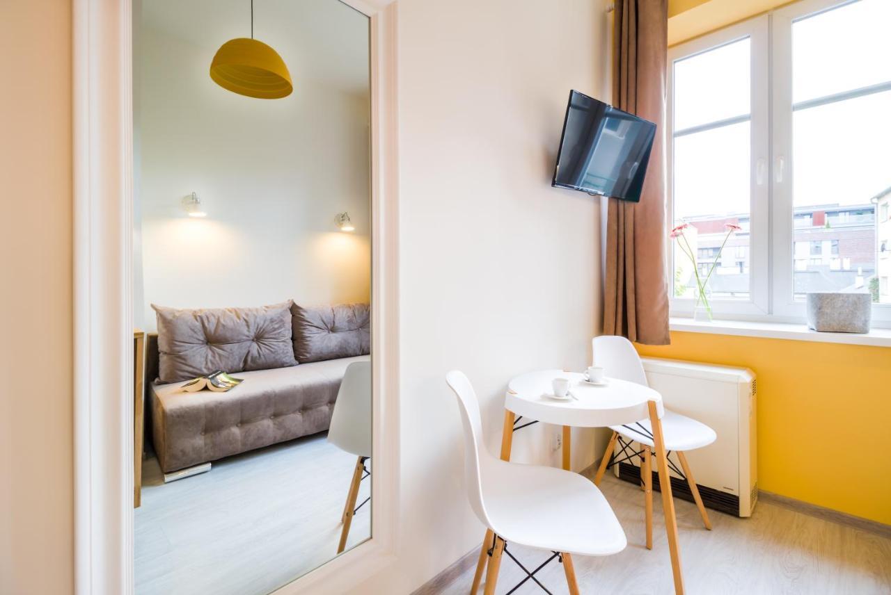 Solna Atelier Apartment Krasków Exterior foto